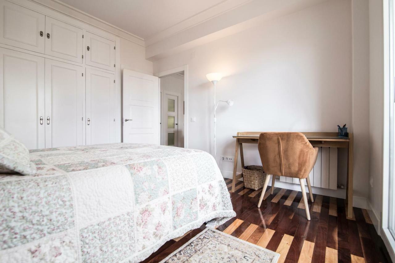 Elegant Retreat Business District Bernabeu Apartment Madrid Exterior photo