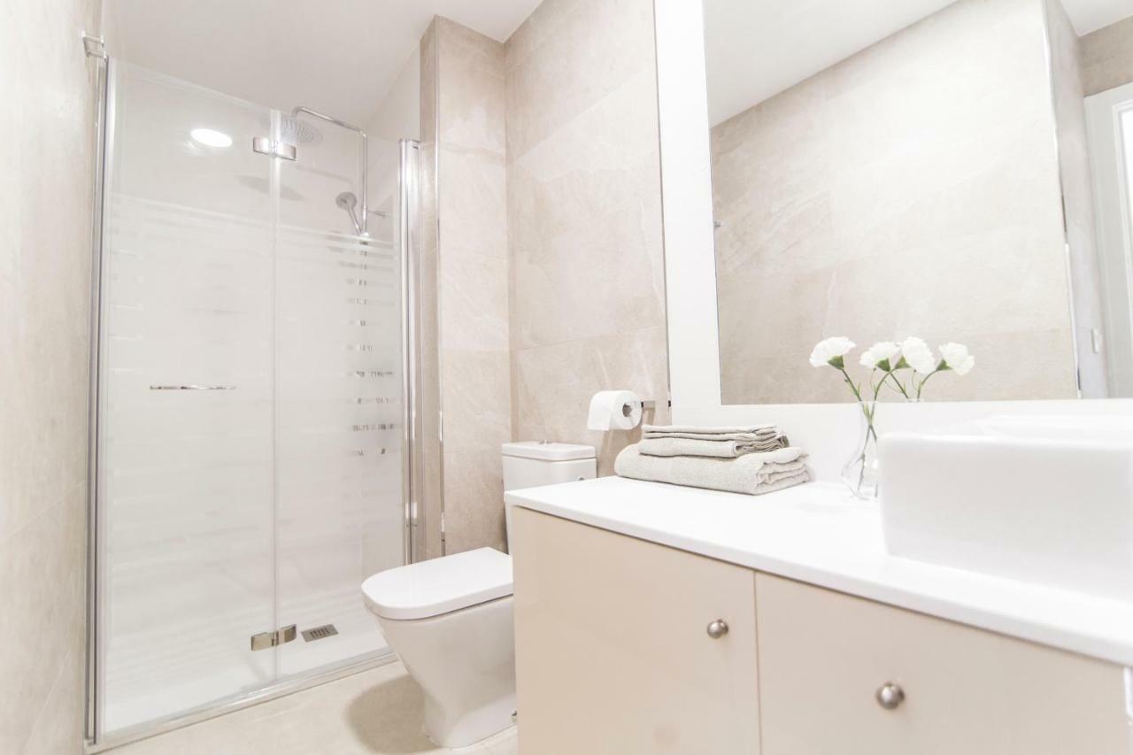 Elegant Retreat Business District Bernabeu Apartment Madrid Exterior photo